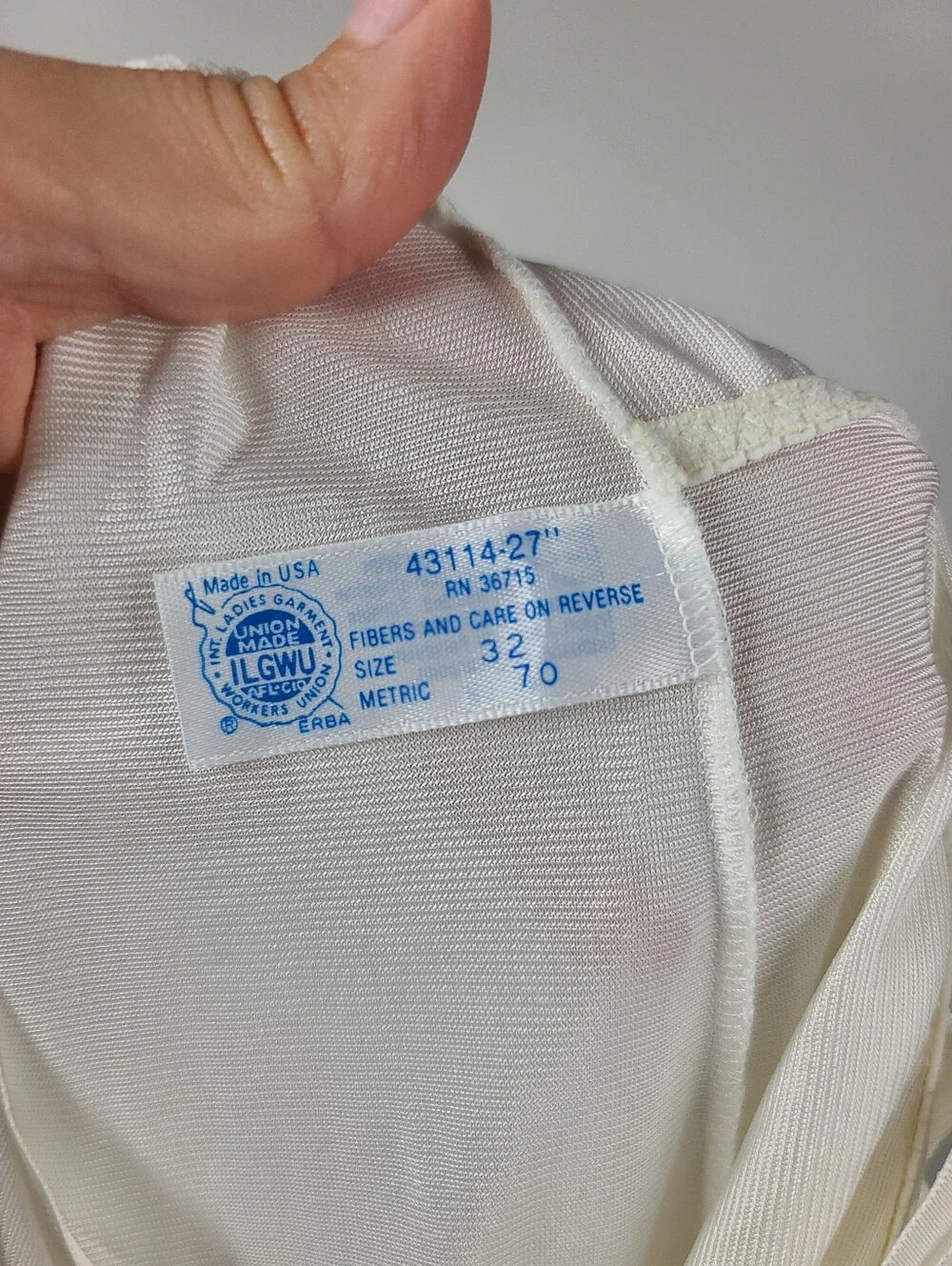 Vintage ILGWU Ivory White Nylon Lace Trim Midi Full Slip Retro Lingerie 32 - Picture 14 of 16